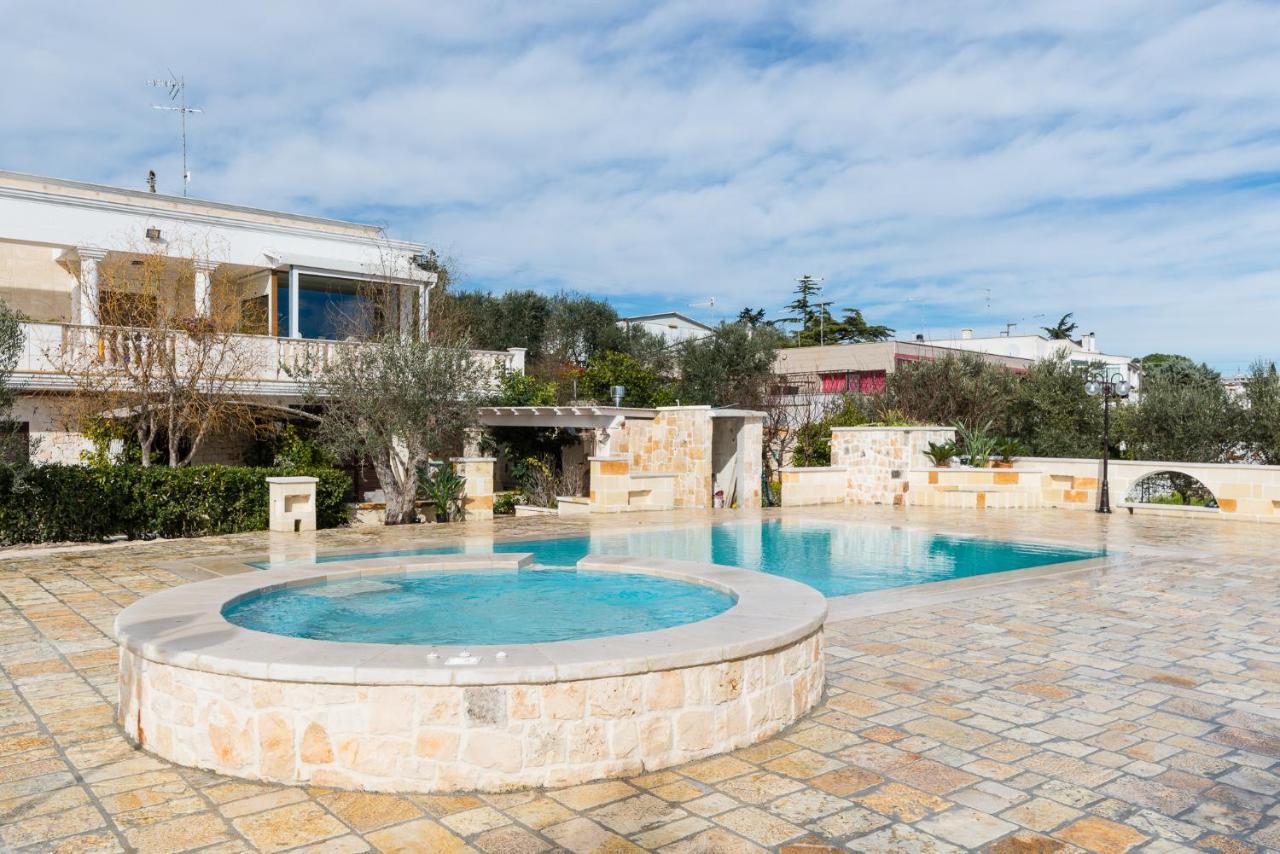 Appartamento Ortensia In Villa Mariella Ostuni Exterior foto