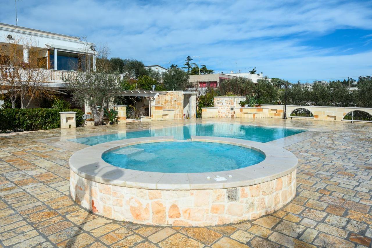 Appartamento Ortensia In Villa Mariella Ostuni Exterior foto