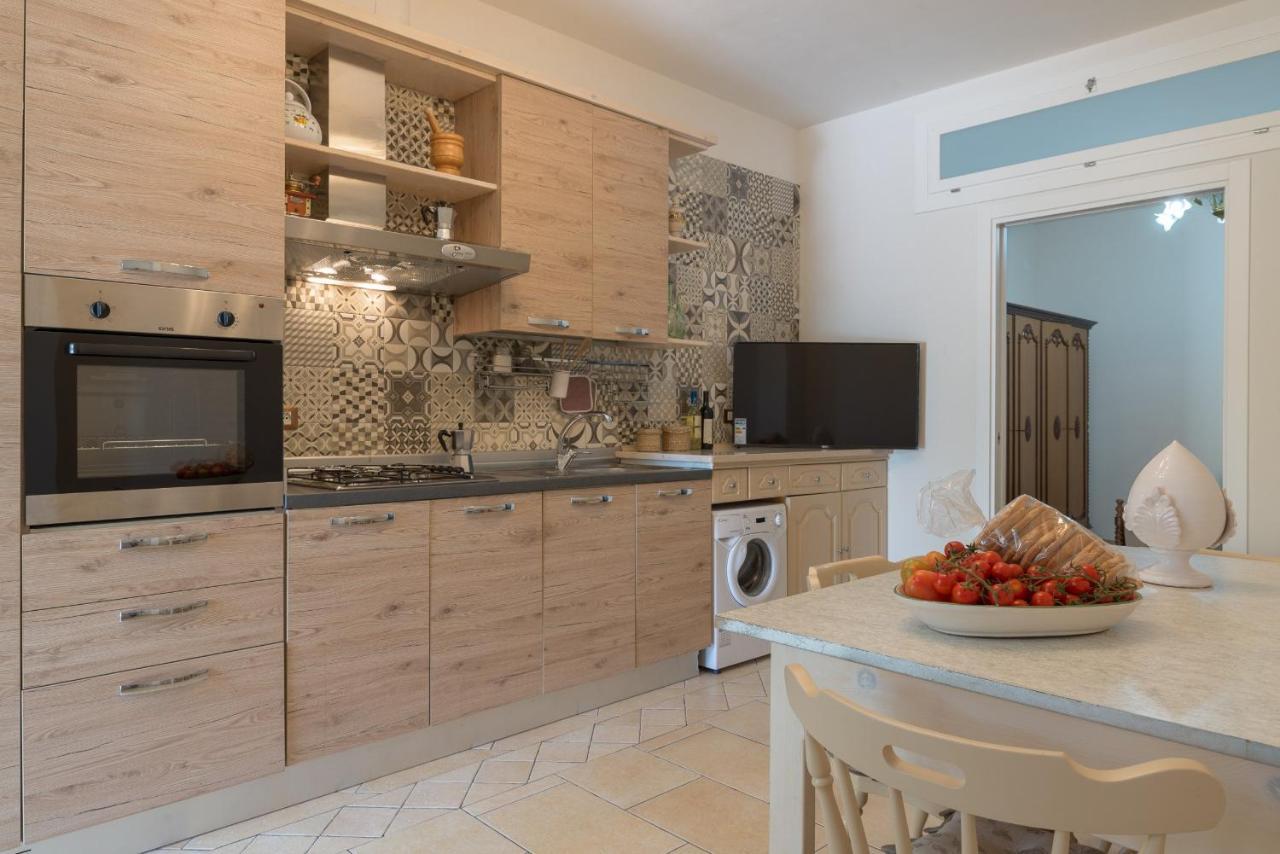 Appartamento Ortensia In Villa Mariella Ostuni Exterior foto