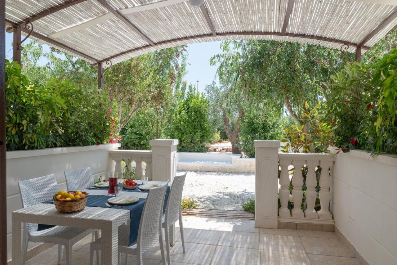 Appartamento Ortensia In Villa Mariella Ostuni Exterior foto