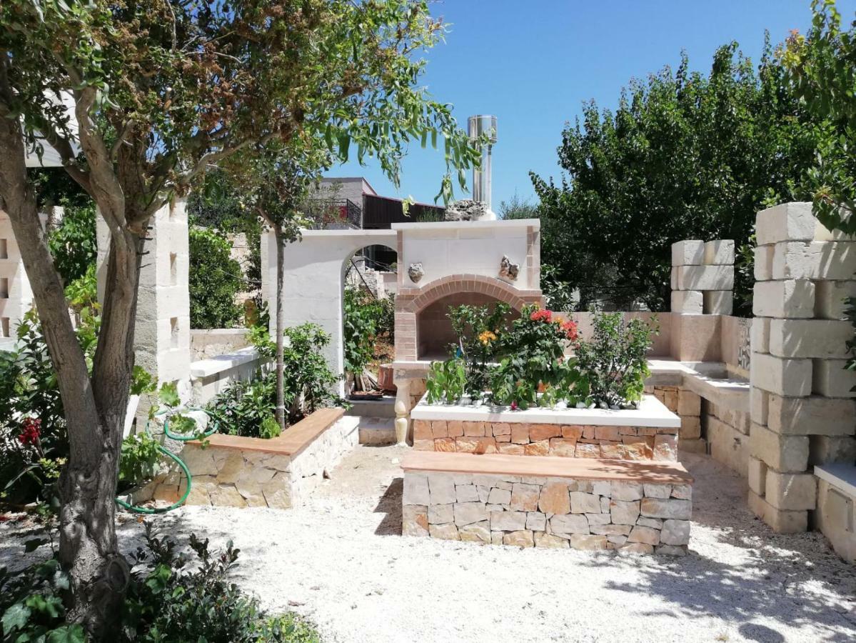 Appartamento Ortensia In Villa Mariella Ostuni Exterior foto